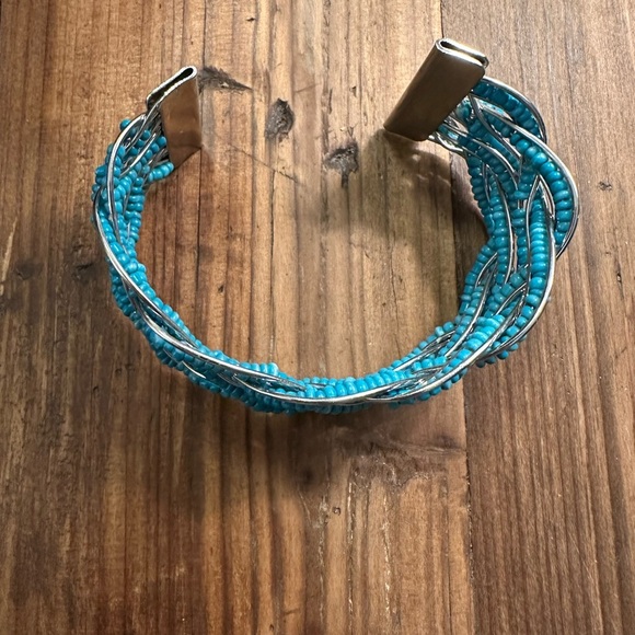 Turquoise Beaded Bracelet - Picture 5 of 6